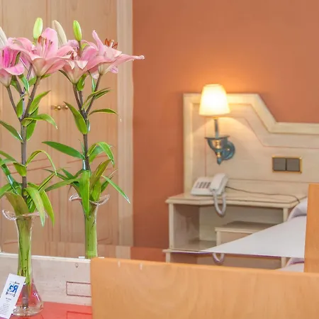 Ana Maria Hotel 3*