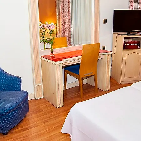 Hotel Ana Maria 3*