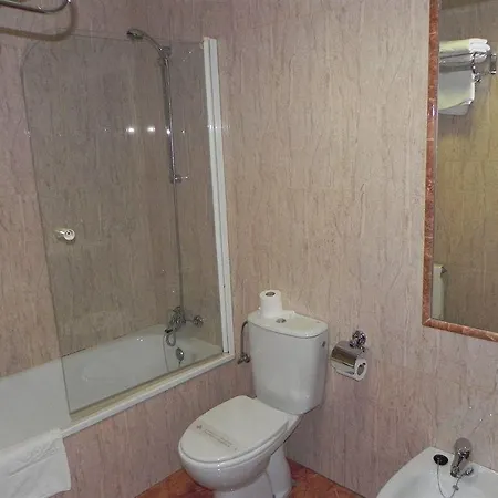 Hotel Ana María 3*
