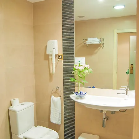 Hotel Ana María