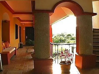 Ana María Hotel 3*